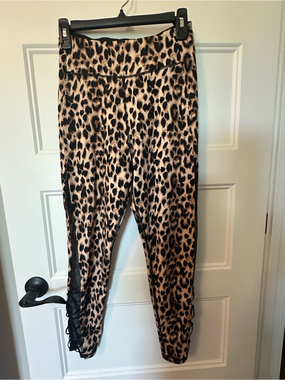 Leopard Print Women's Leggings - Beige & Black